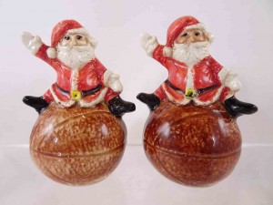 Christmas Santa Claus on basketballs salt and pepper shakers by Linda Sexton